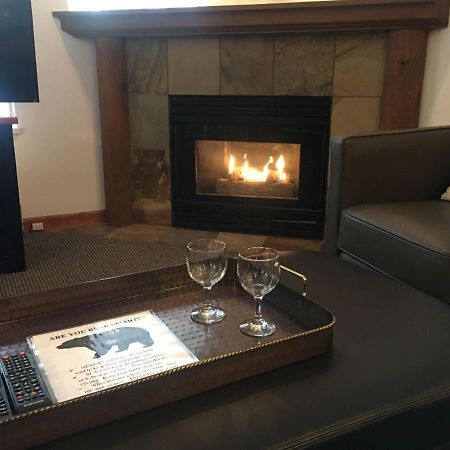 Valhalla Vacations At Whistler Exterior photo