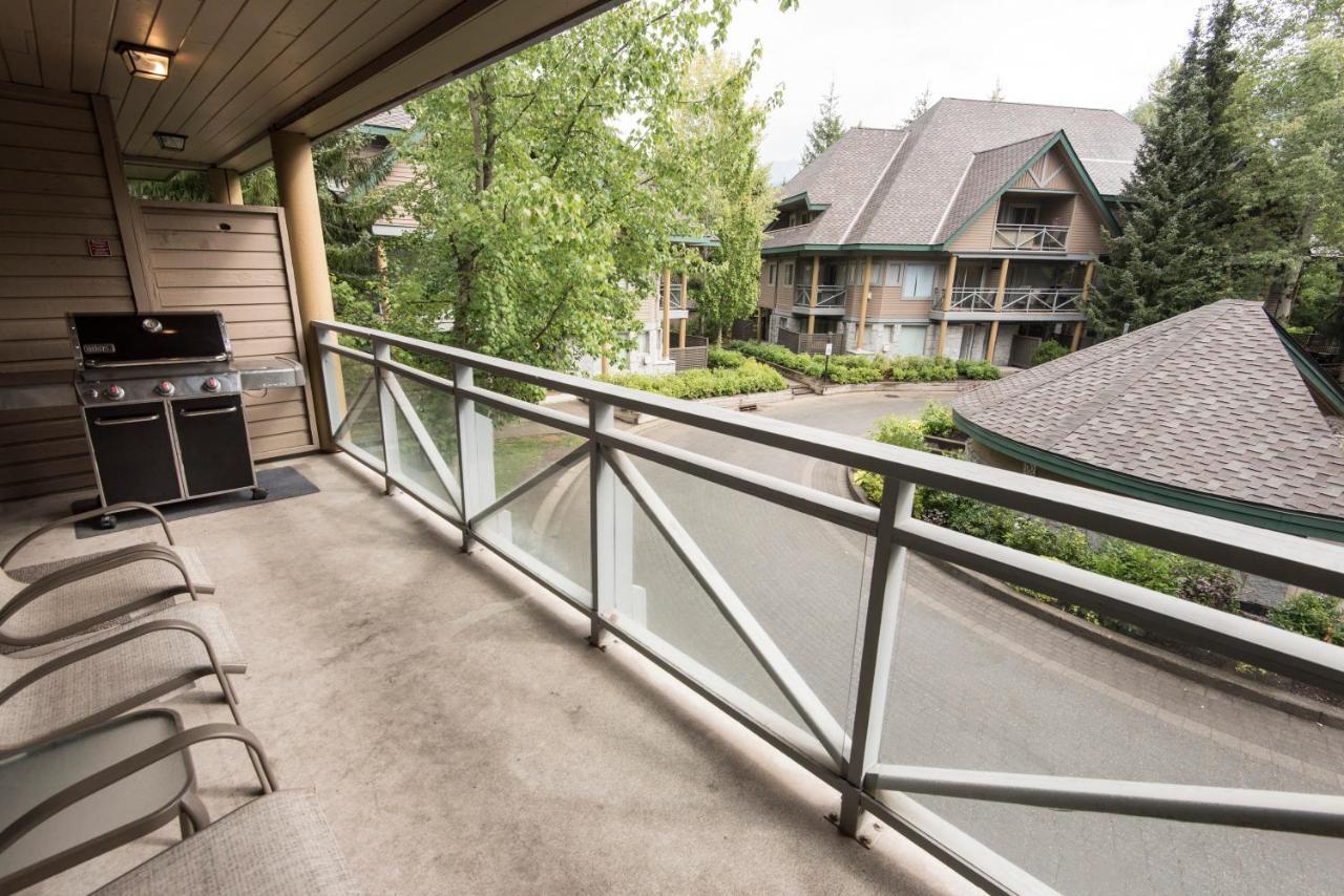 Valhalla Vacations At Whistler Exterior photo