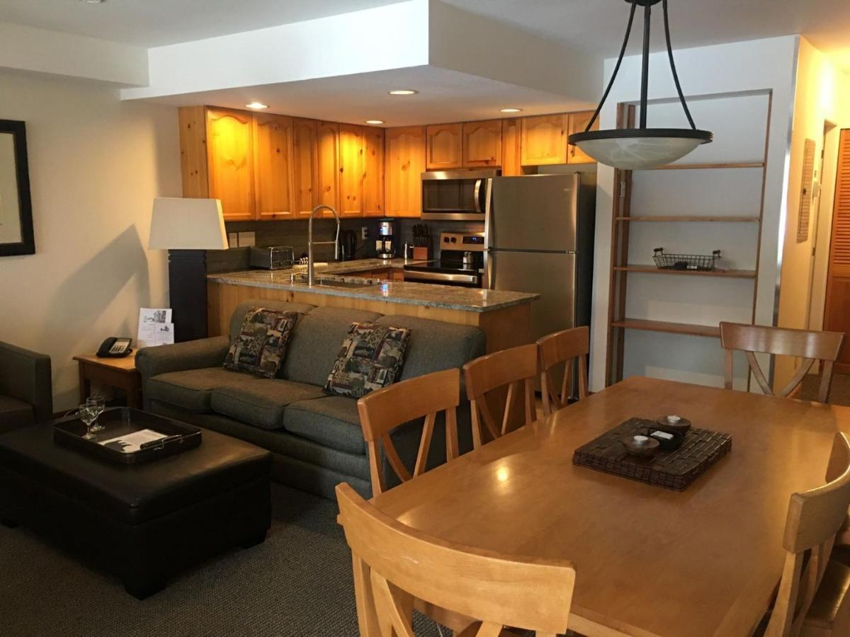 Valhalla Vacations At Whistler Exterior photo