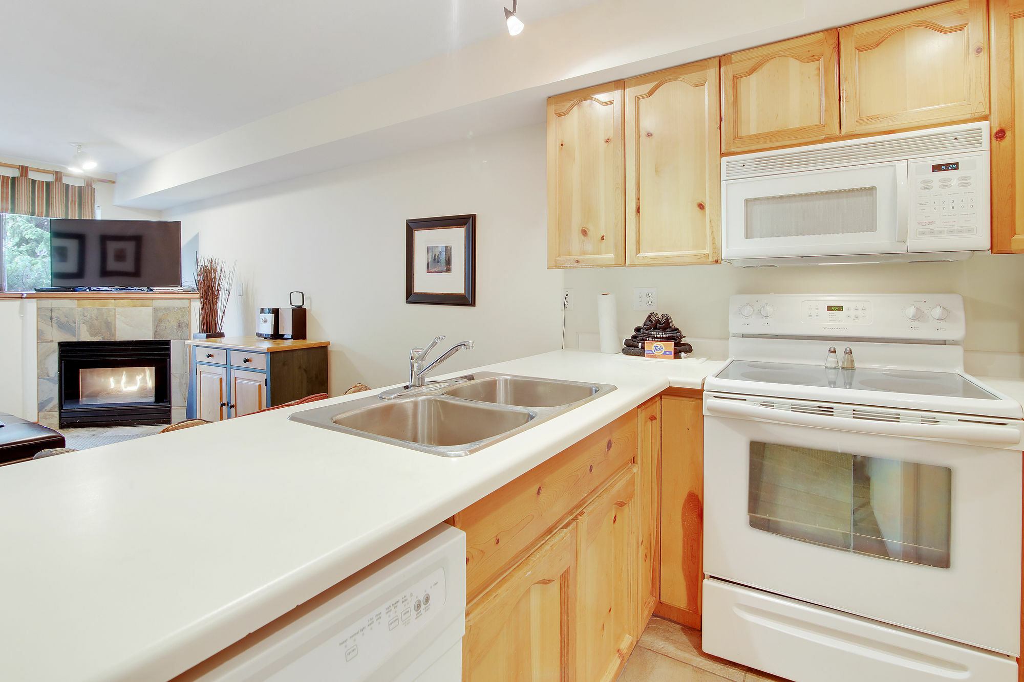 Valhalla Vacations At Whistler Exterior photo